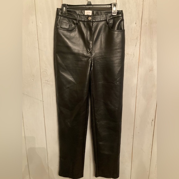 Aritzia Wilfred Melina Pant Black Vegan Leather Straight Leg High Waisted Size 8 - Picture 4 of 9